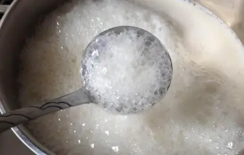 食品級(jí)消泡劑應(yīng)用場景圖